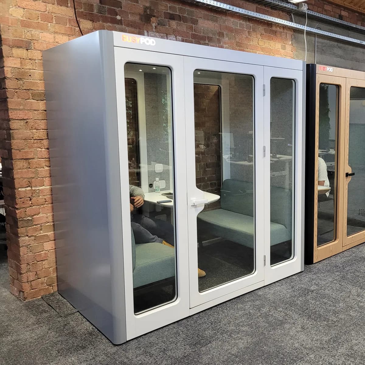 Busypod Large — Grey sides / White frame